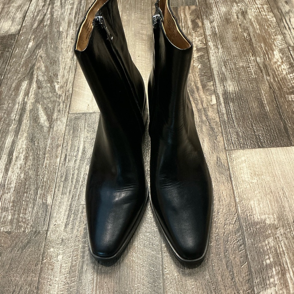 Madewell Women's Black Leather Ankle Boots - Sleek Zip Booties Size 10.5 - Picture 12 of 12